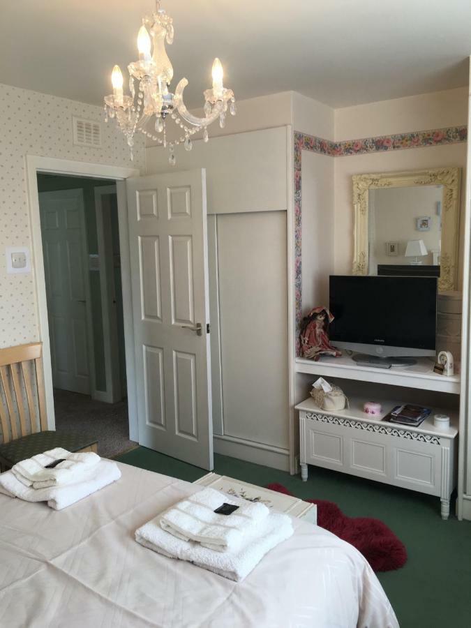 Rose Villa Bed And Breakfast Forfar Dış mekan fotoğraf