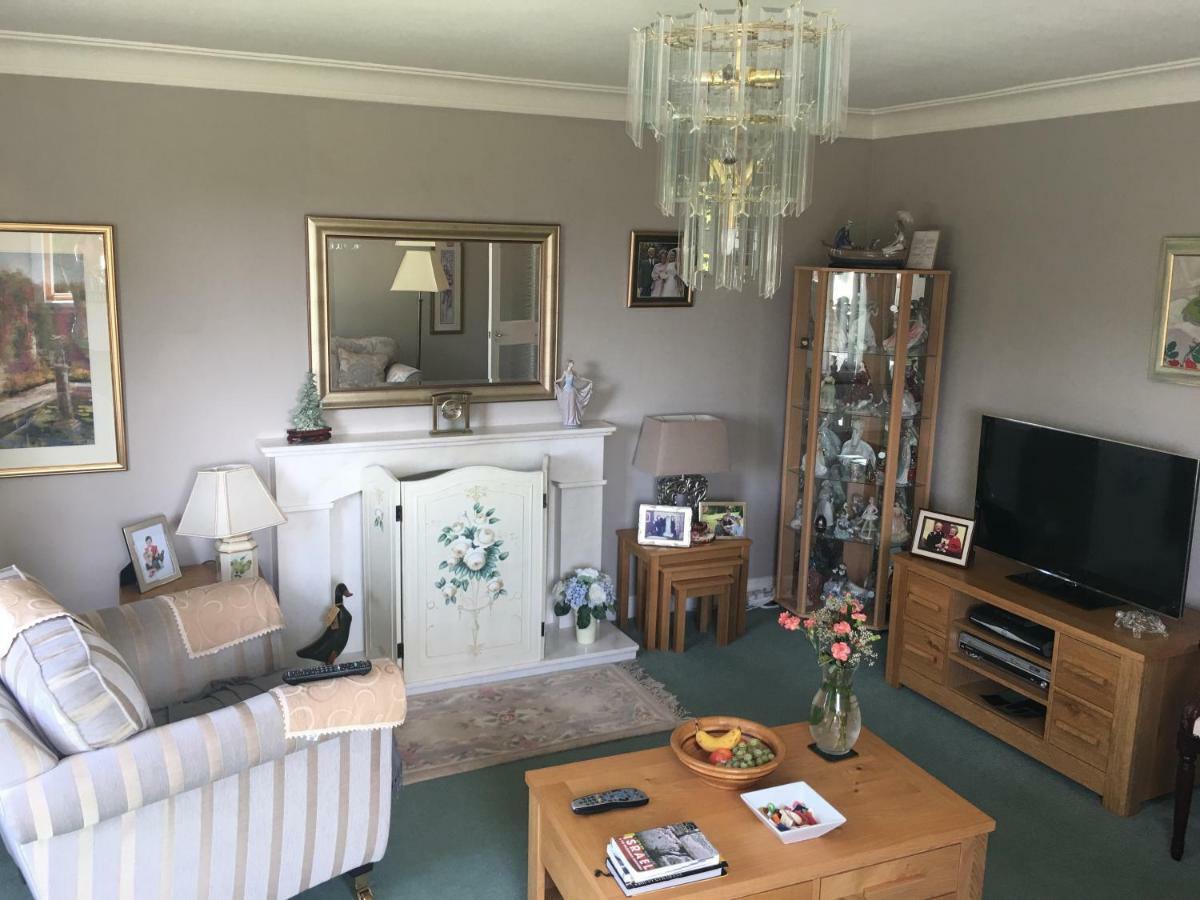 Rose Villa Bed And Breakfast Forfar Dış mekan fotoğraf