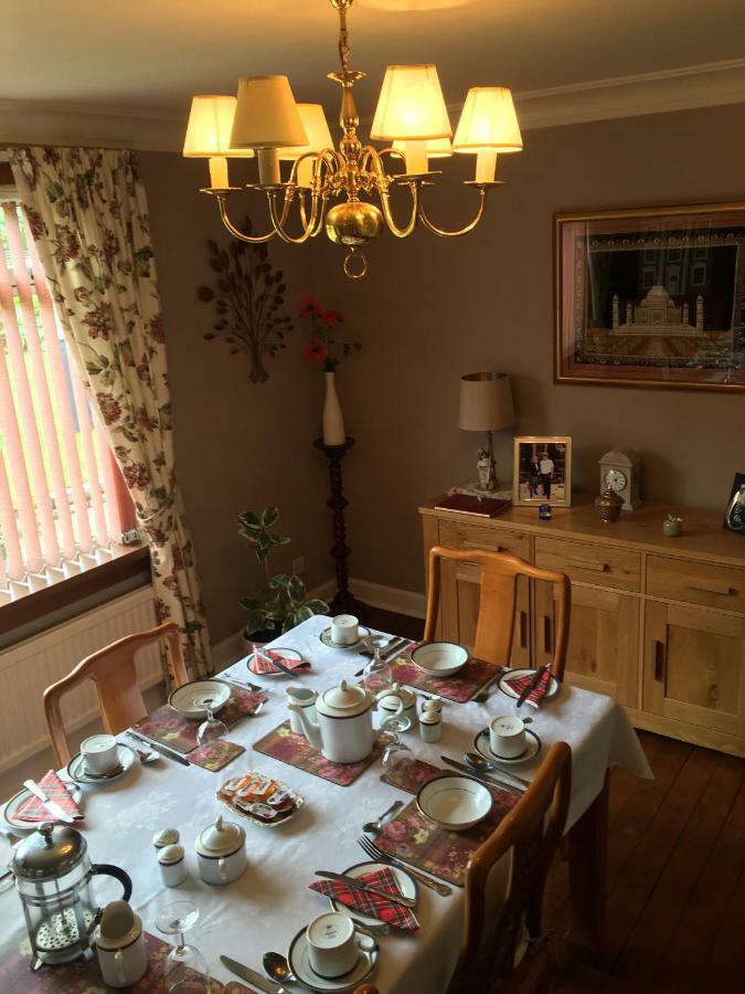 Rose Villa Bed And Breakfast Forfar Dış mekan fotoğraf